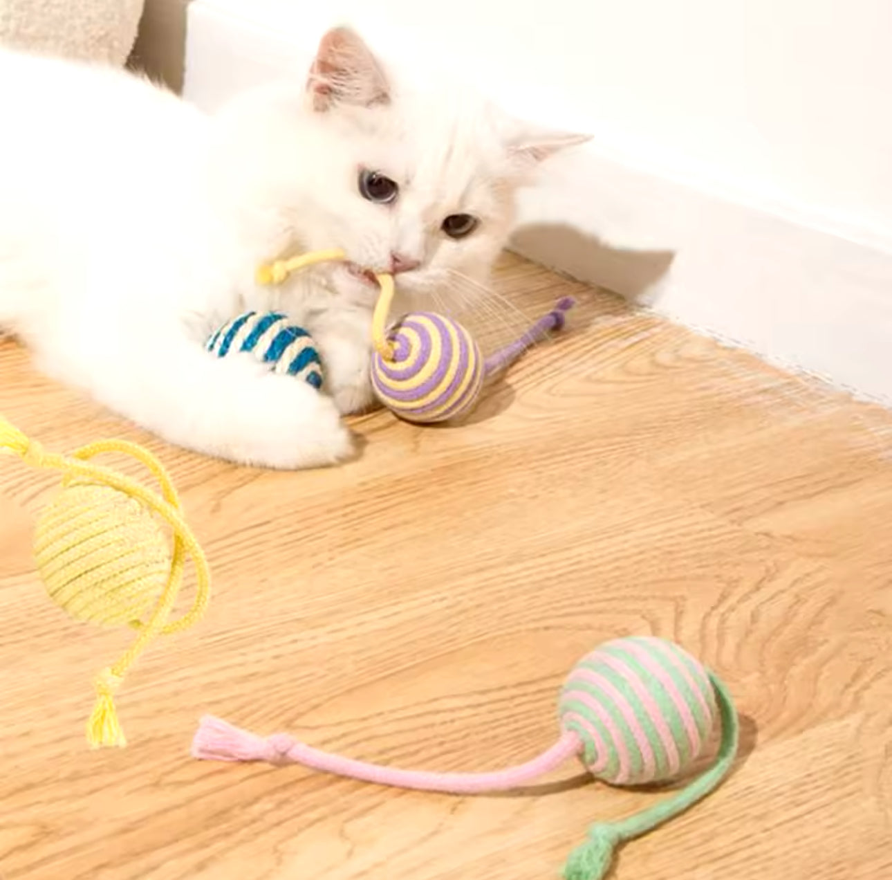 Colourful Rope Balls With Yarn String